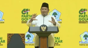Kala Prabowo Berkelakar Sebut Salah Kasih Jabatan Menteri ke Nusron Wahid