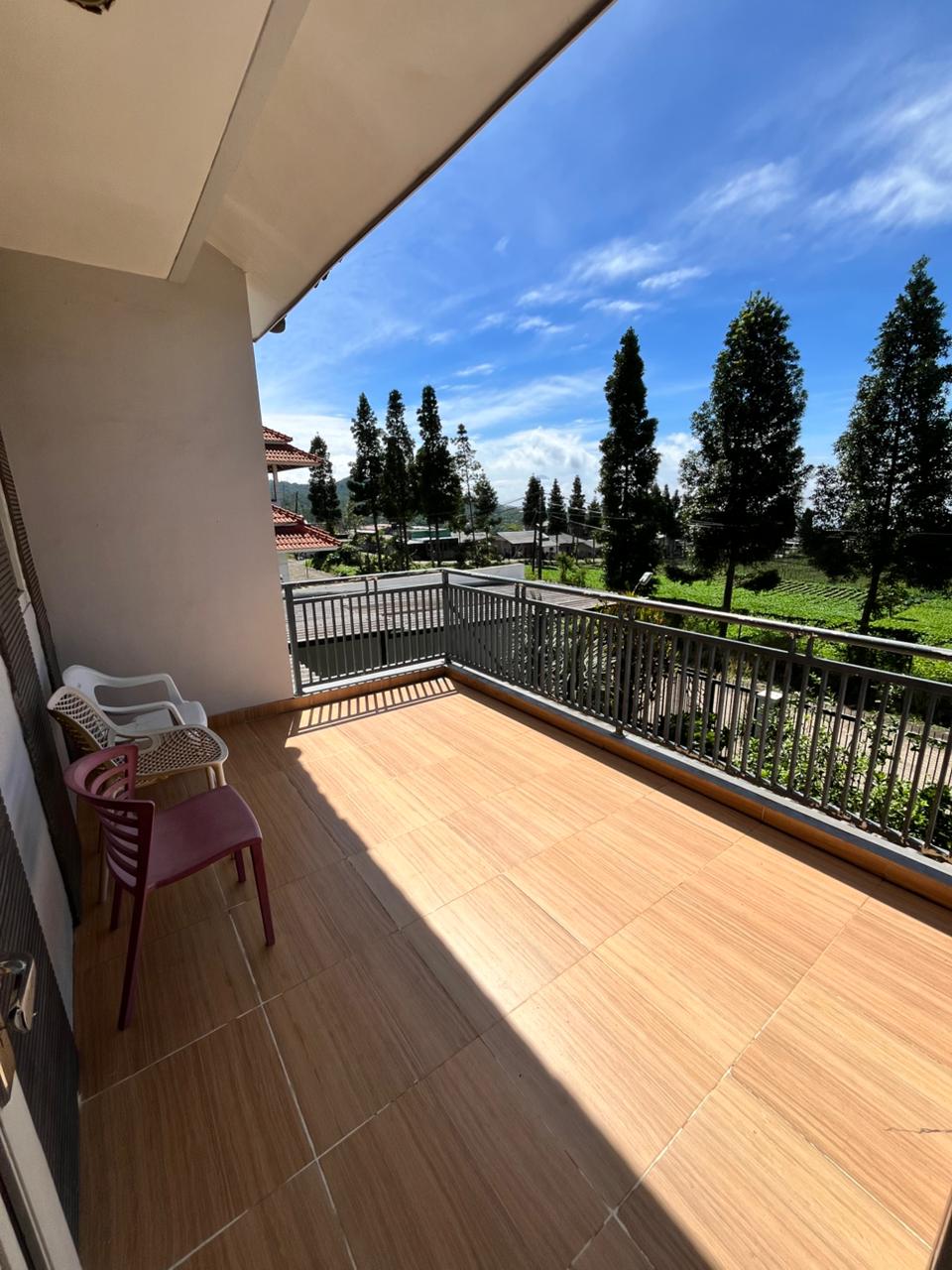 Villa K99 Batu - Foto 2